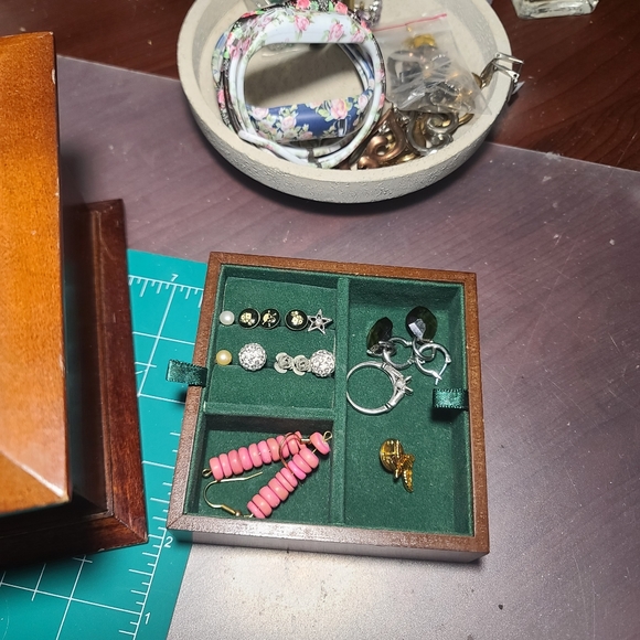 Thomas Kinkade Jewelry Box - Picture 6 of 6